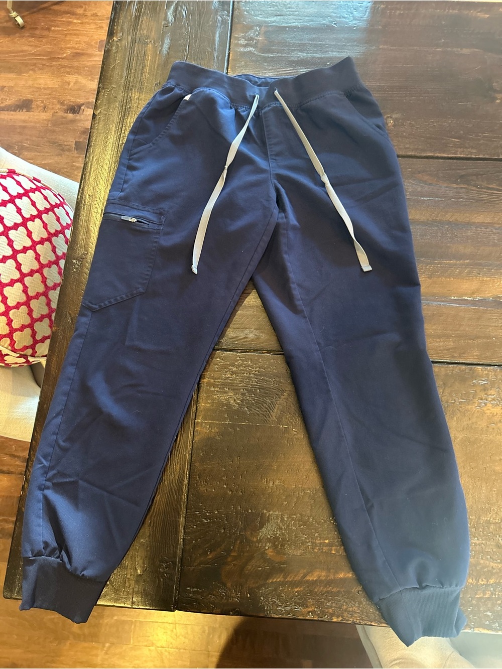 Women’s Figs  Navy Drawstring Jogger Pants